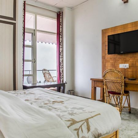 Kasauli Edge Apt With Balcony Ngoại thất bức ảnh