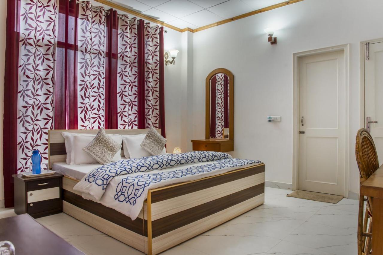 Kasauli Edge Apt With Balcony Ngoại thất bức ảnh